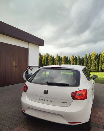 samochody osobowe Seat Ibiza cena 10500 przebieg: 91000, rok produkcji 2011 z Tuliszków